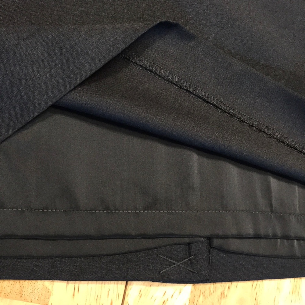 Talbots classic black skirt - Picture 2 of 8